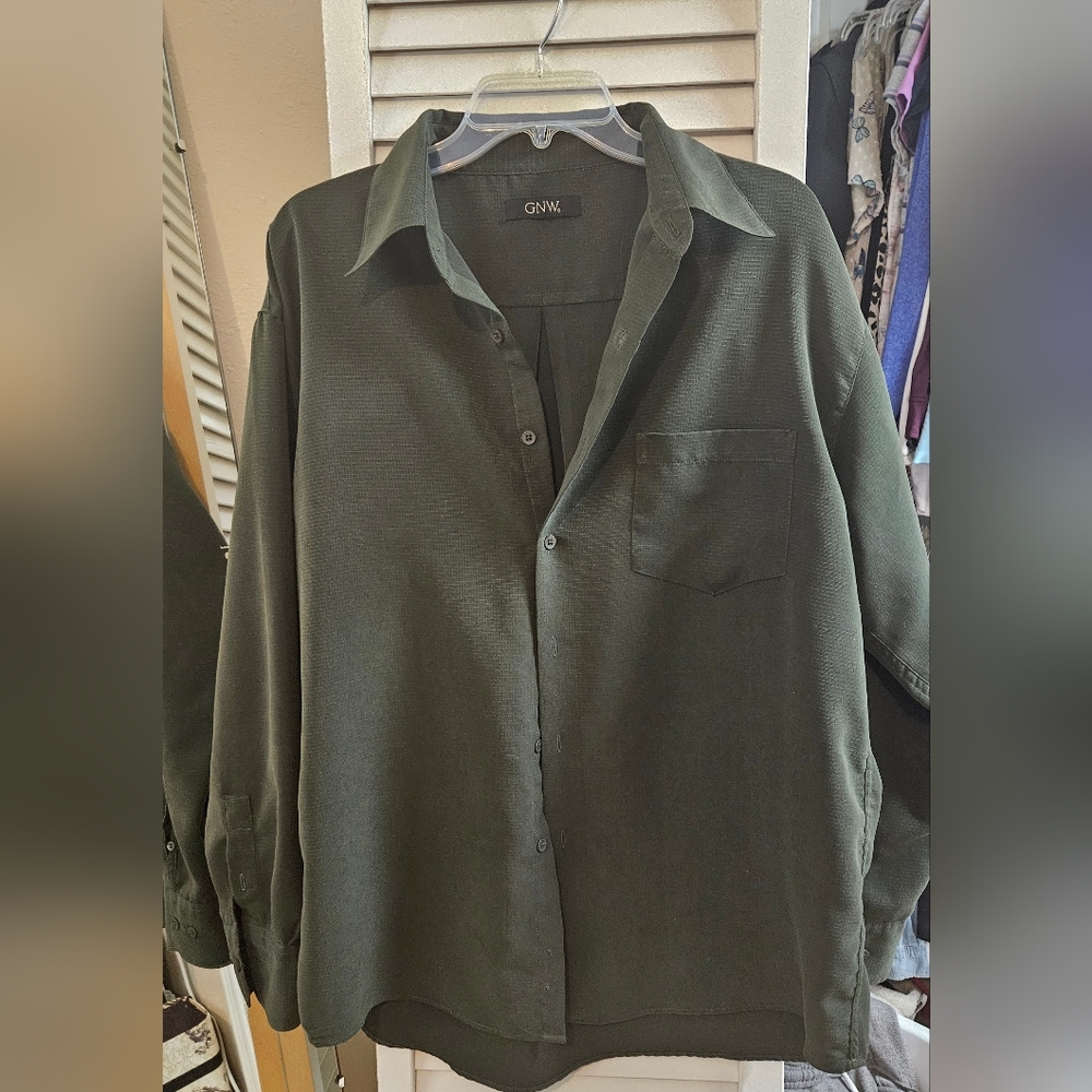 Men's Dress Shirt-Large